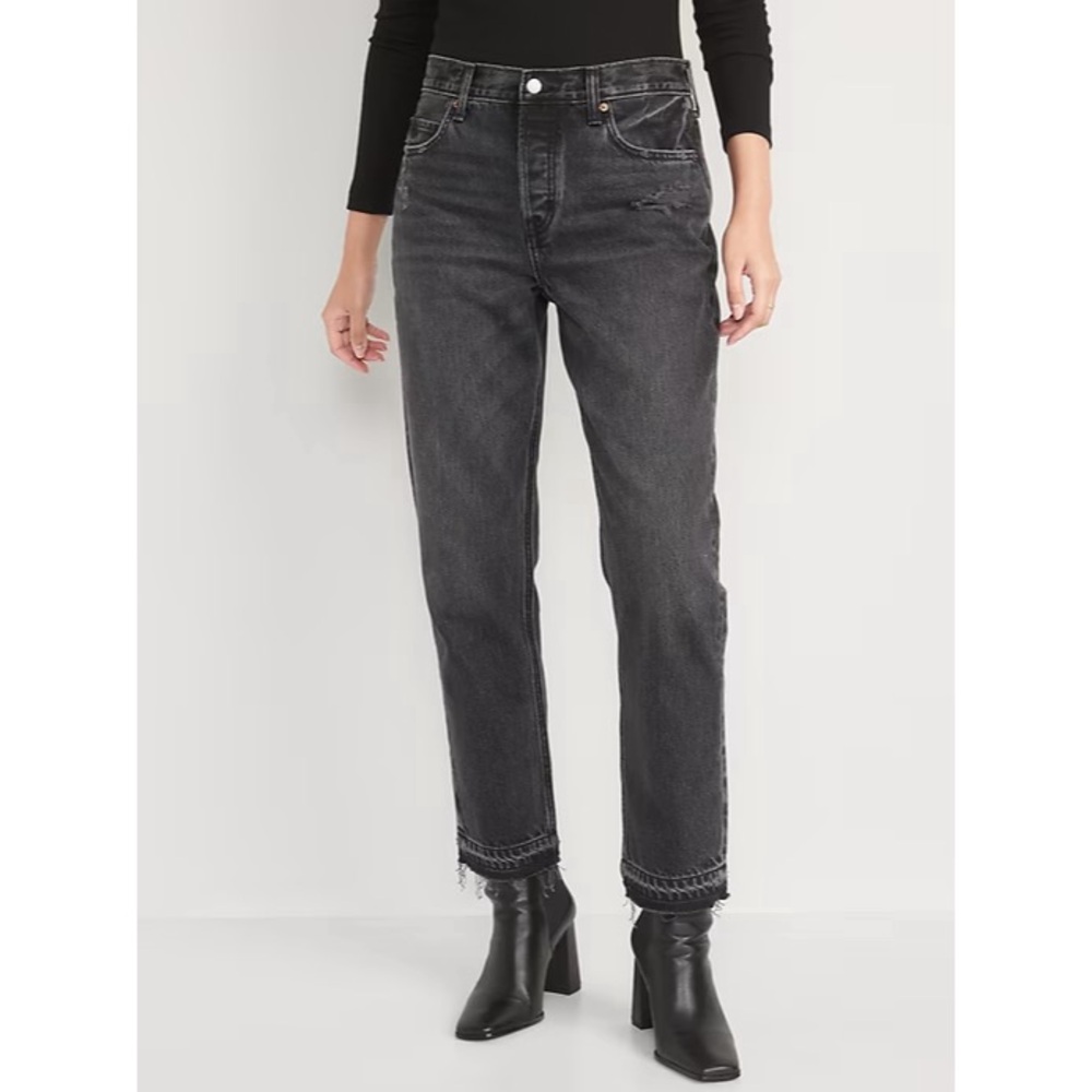 Old Navy High-Waisted Button-Fly Slouchy Taper Black-Wash Cut-Off Distress Jeans